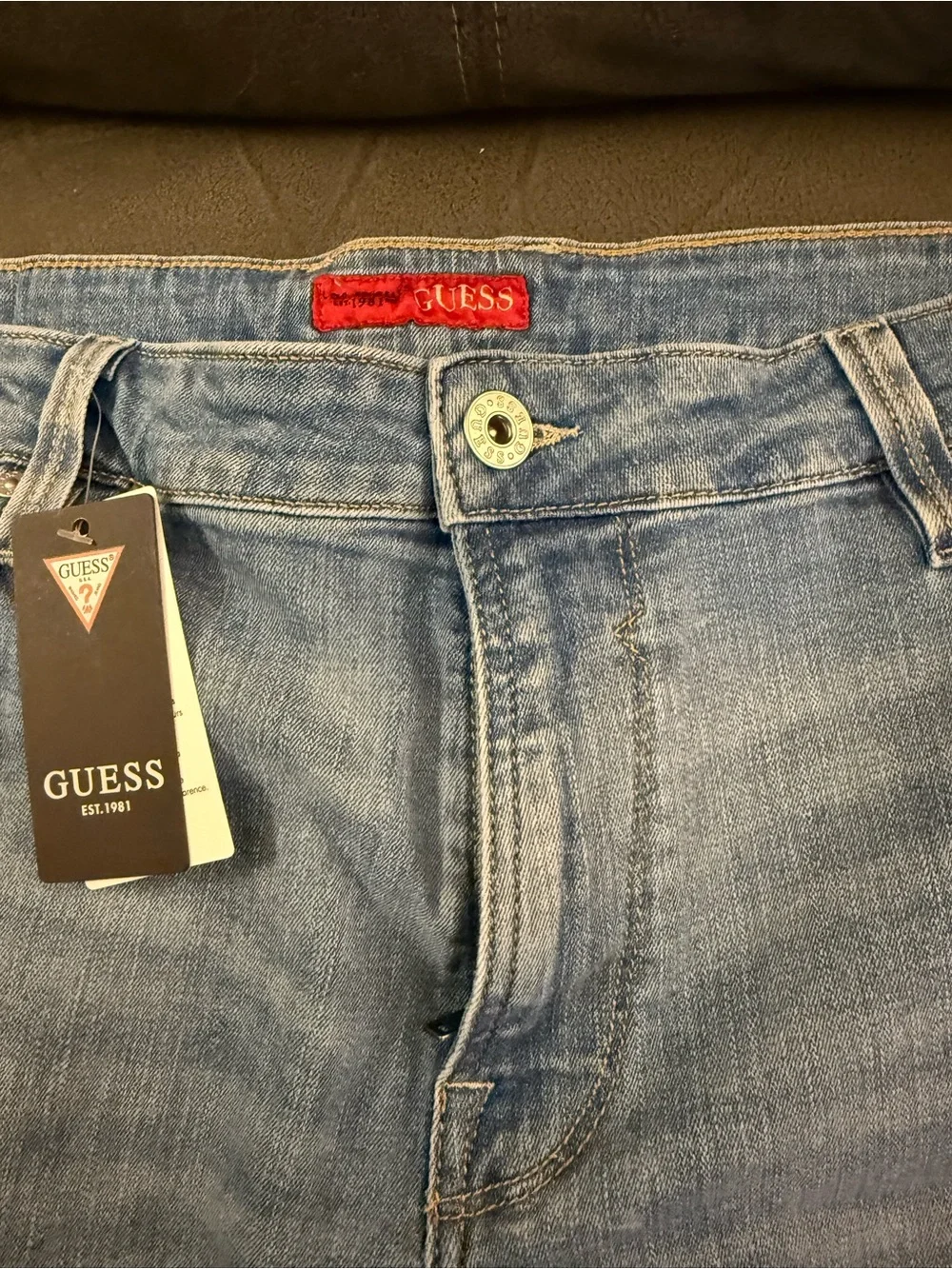 GUESS Men's Light Blue Denim Shorts. 36. New.
